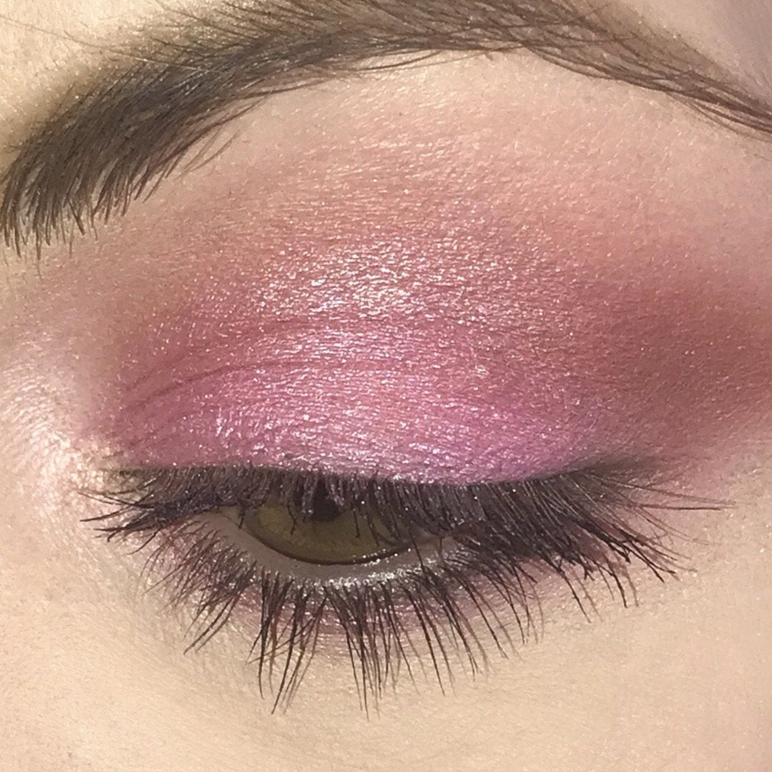 8043 Bunny Bunny - wekcosmeticsbeauty