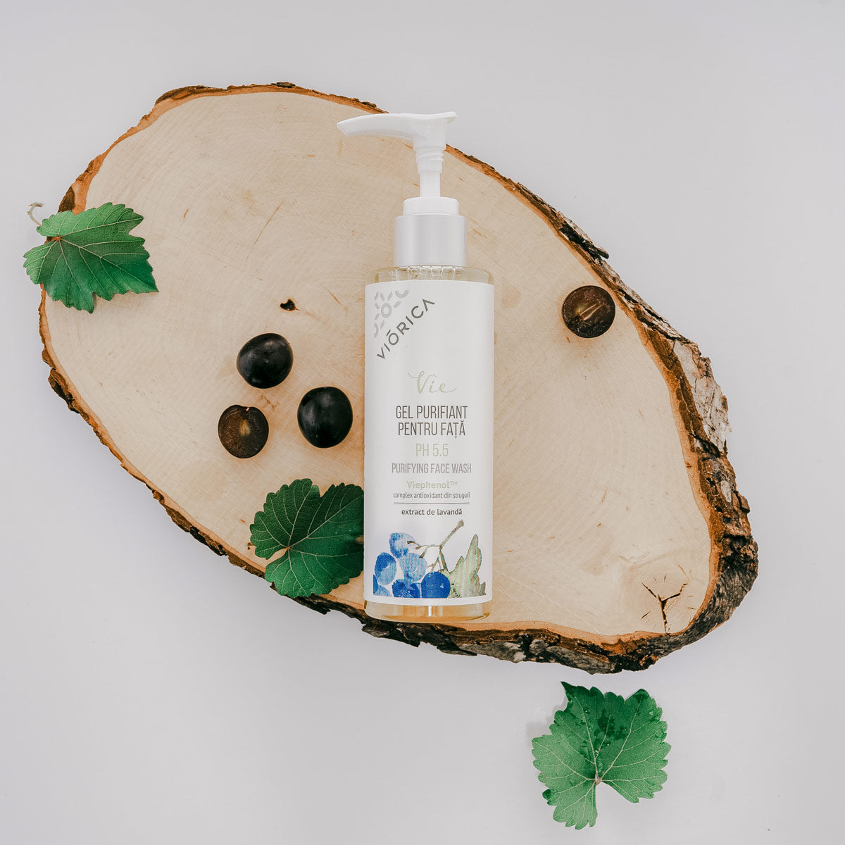 GEL NETTOYANT VISAGE "VIE"