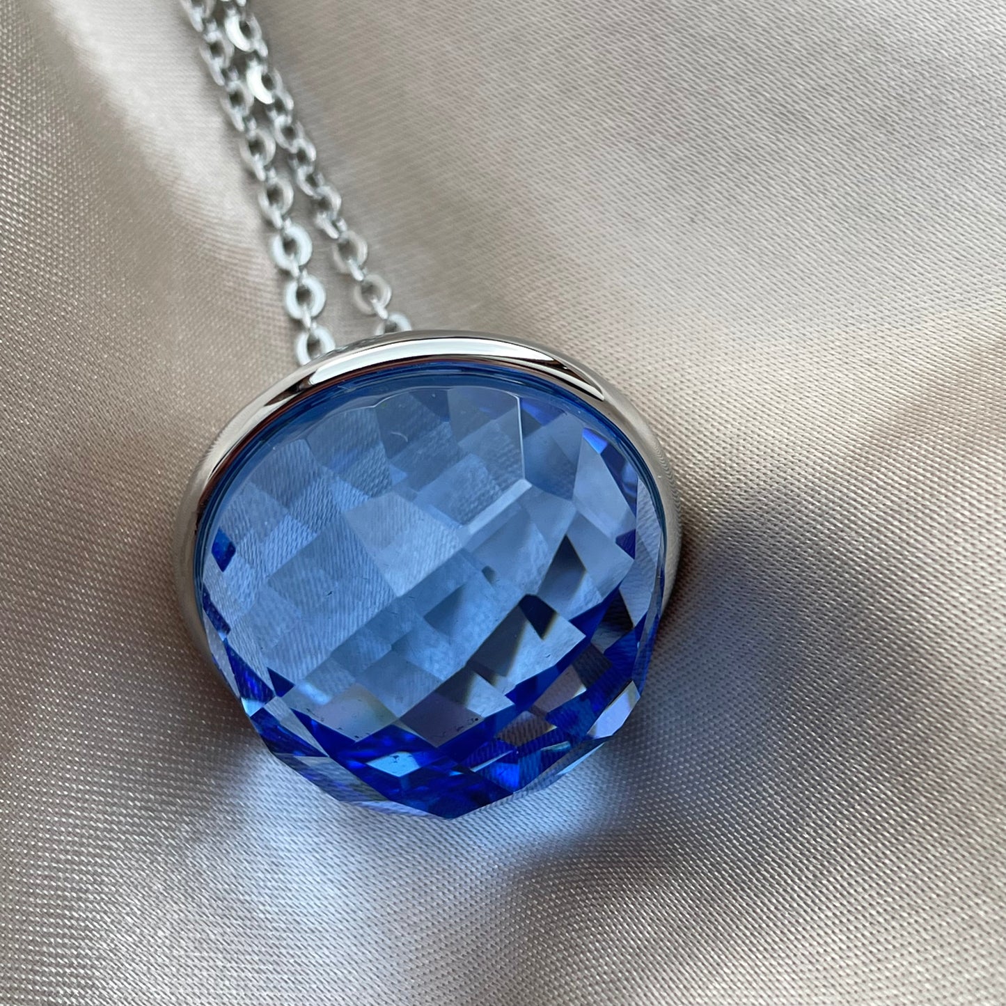 Collier Ocean