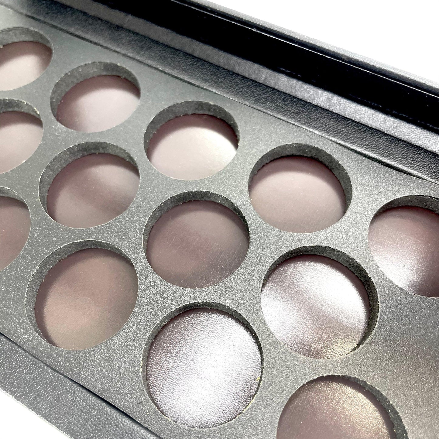 Palette Vide Aimantée Cuir - NEDERITA