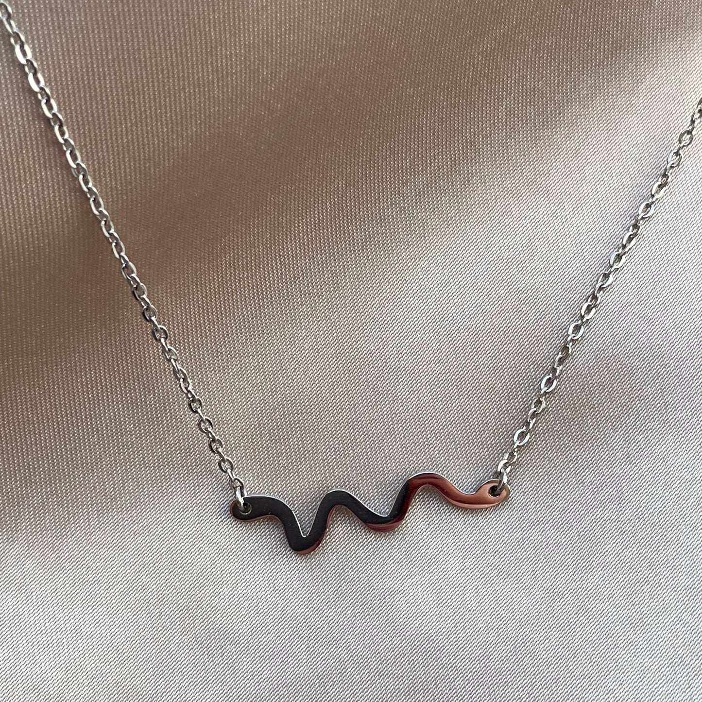 Collier Wave