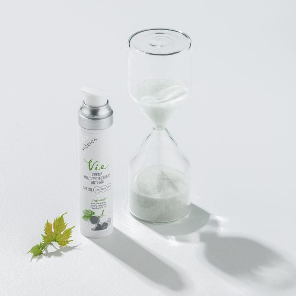 CRÈME ANTI-ÂGE MULTIPROTECTRICE SPF20 "VIE"