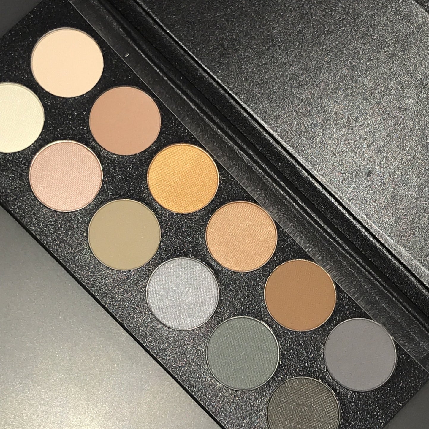 Palette La Précieuse - wekcosmeticsbeauty